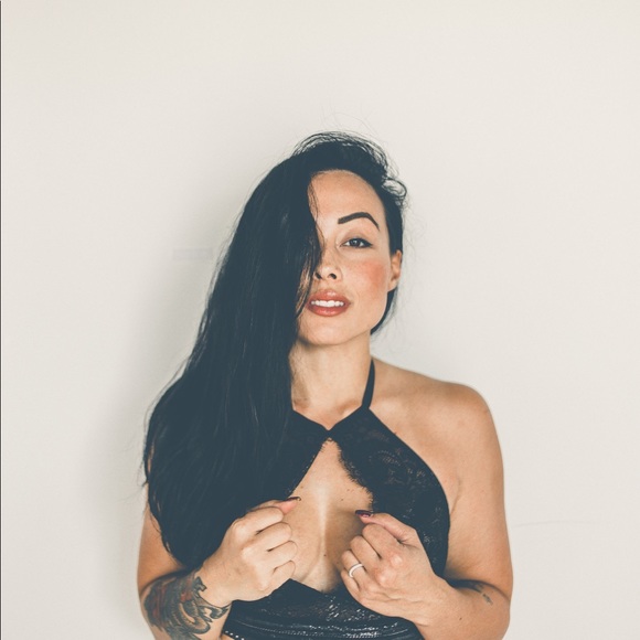 Meet your Posher, Rose - Picture 1 of 2